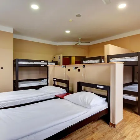 Hostel Plus Prague *