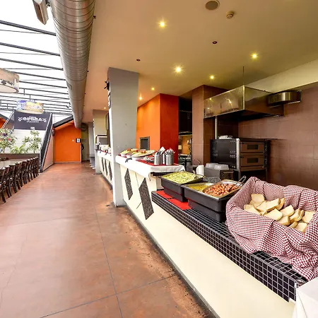 Plus Prague Hostel *
