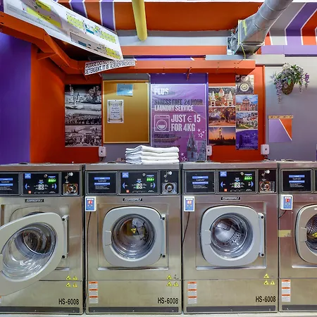 Hostel Plus Prague *