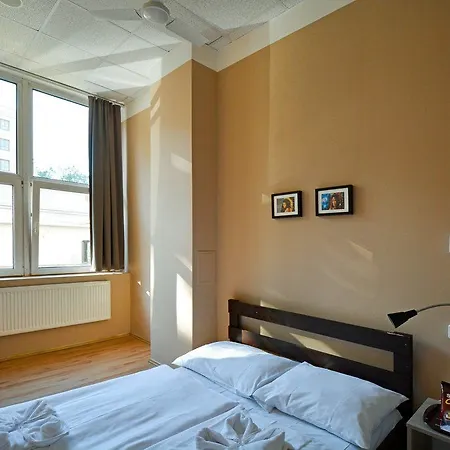 Hostel Plus Prague *
