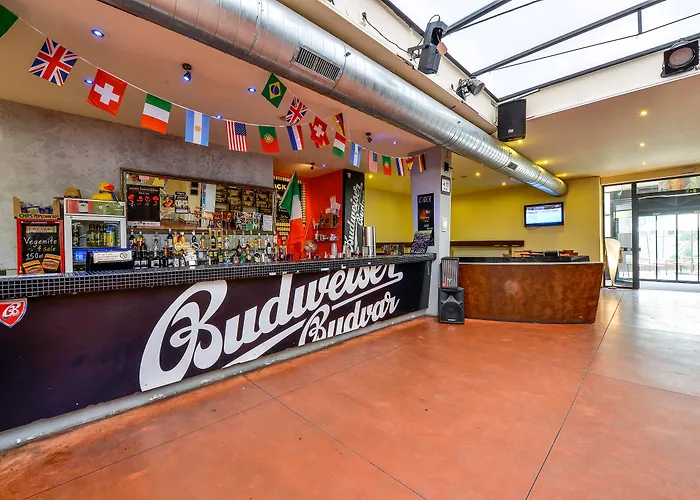 プラス * プラハ