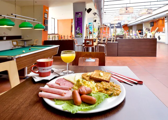 ホステル プラス