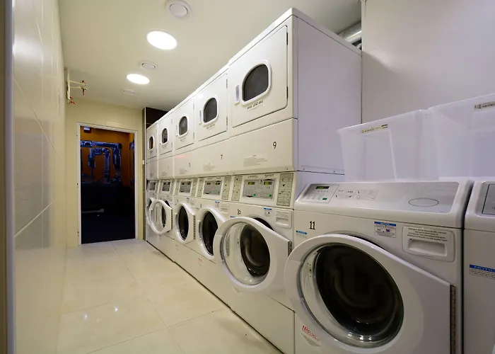 プラス ホステル