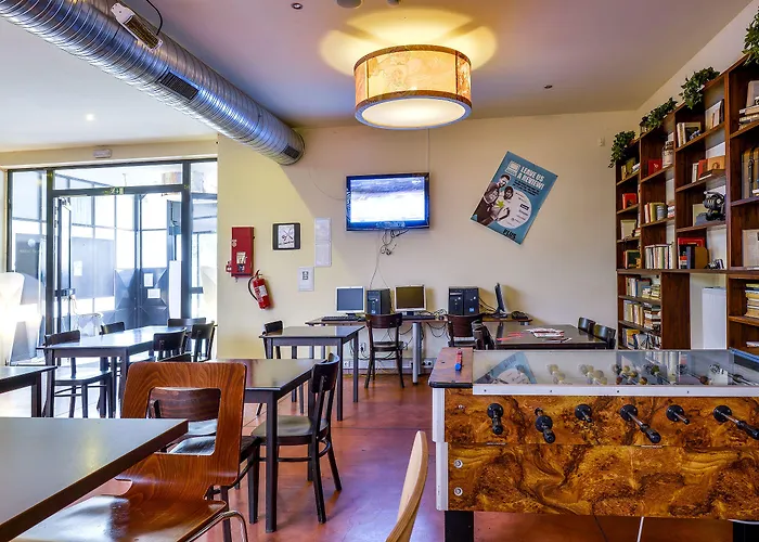 プラス ホステル